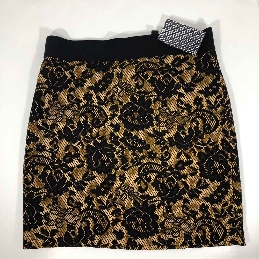 Lace Overlay H&M Divided Mini Skirt 6/26 Yellow